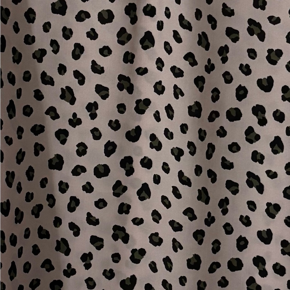 Gibson Blush and Black Patterned Blouse - Picture 5 of 5